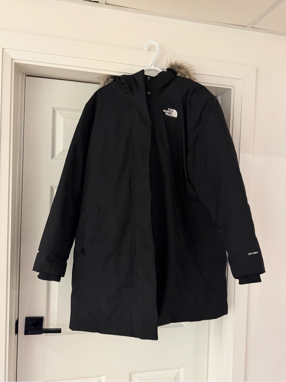 The North Face Women's Black Ski Parka with Faux Fur Trim